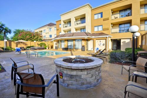 Courtyard by Marriott Jacksonville Airport Northeast - 편의 시설/서비스
