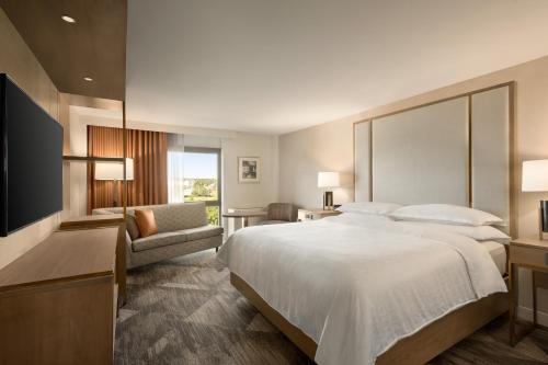 439518034 Sheraton Madison Hotel