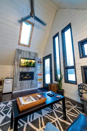 Modern A Frame in the woods Pet friendly in Hinckley (MN)