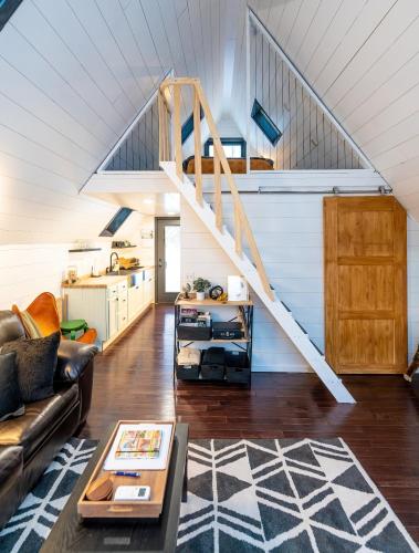 Modern A Frame in the woods Pet friendly in Hinckley (MN)