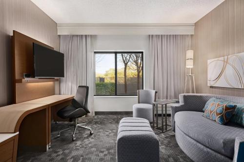 King Suite with Sofa Bed