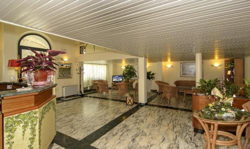 Hotel Katy - image 4