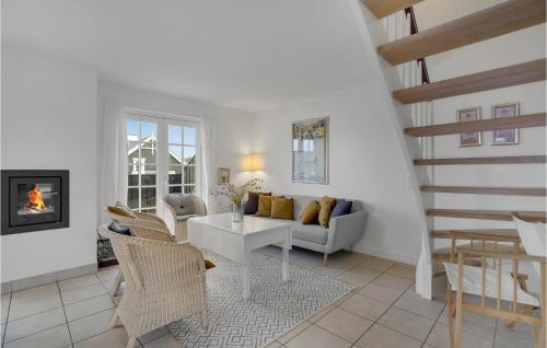  Awesome Home In Gjern With Wifi in Gjern