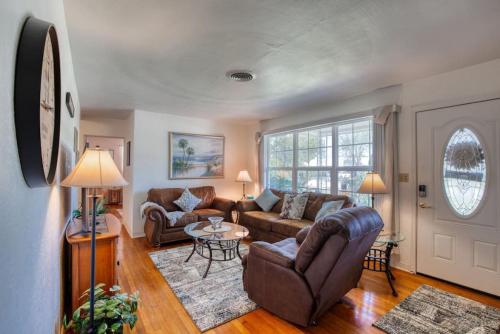 Home Away from Home Daytona 3 Bedroom in South Daytona, USA