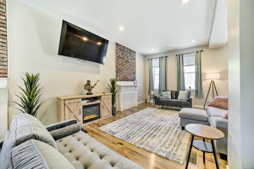 Pittsburgh Townhome 1 Mi to Downtown in Pittsburgh, Vereinigte Staaten von Amerika