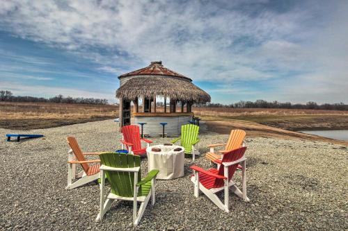 Missouri Vacation Rental with Fire Pit Access in Carrollton (MO)