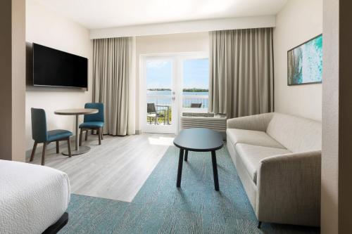 Fairfield by Marriott Inn & Suites Marathon Florida Keys