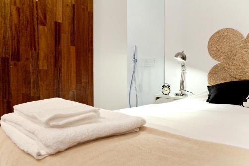 Santa Bica Eat Drink & Sleep