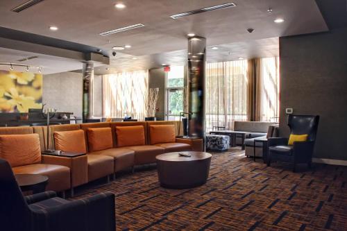 Courtyard by Marriott Philadelphia Bensalem - Hotel