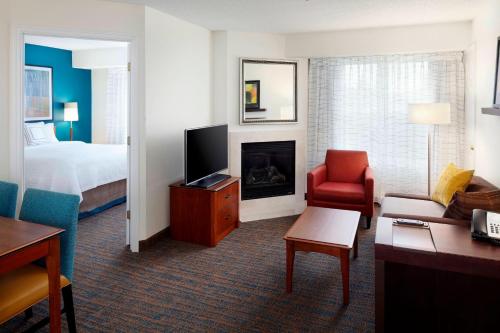 Residence Inn Saint Louis Airport / Earth City