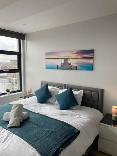 King Bed Studio Apartment in Central Northampton