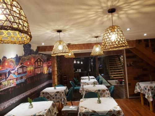 ห้องอาหาร, HOTEL BOUTIQUE TIERRA DE ISLAS Chiloé (HOTEL BOUTIQUE TIERRA DE ISLAS Chiloe) in คาสโตร