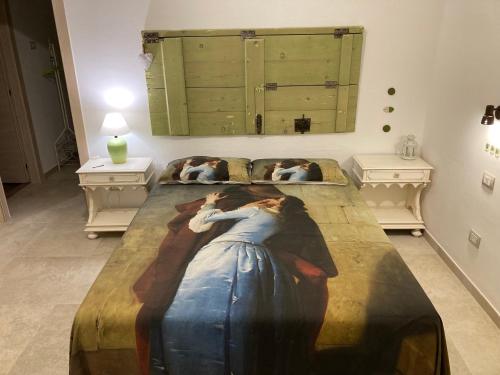 2 queen beds, 1 twin bed