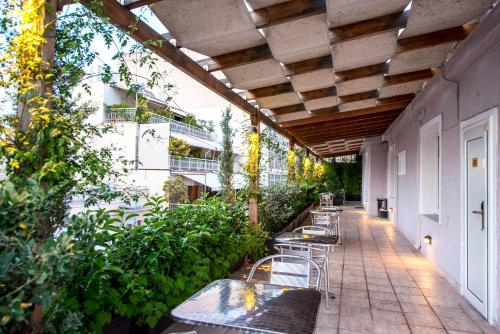 Kimon Hotel Athens - image 14