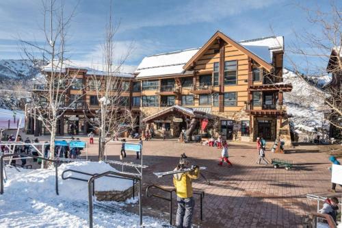 Luxury 1 Bedroom Ski In, Ski Out Mountain Vacation Rental In Snowmass Village