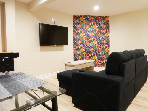 Private Basement, Bath, Living Area In Morrison in Morrison, USA