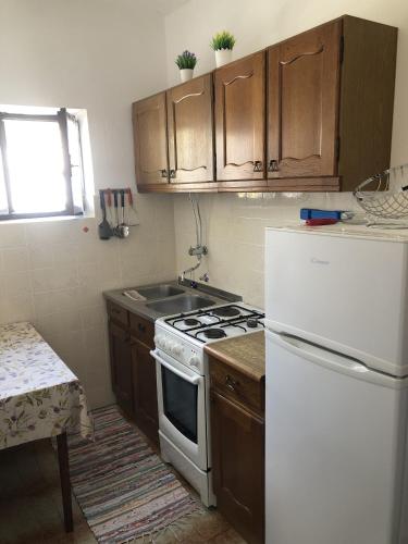 Two-Bedroom Apartment with Terrace and Sea View image 9