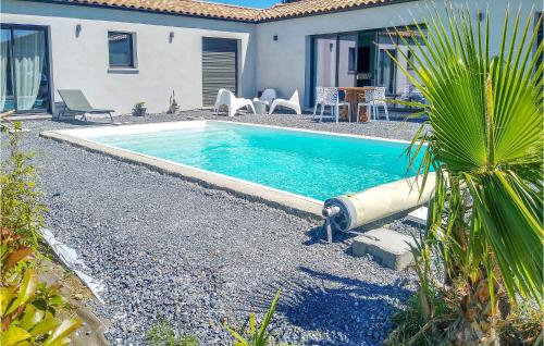 Awesome Home In Malves En Minervois With Private Swimming Pool, Can Be Inside Or Outside