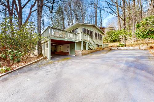 Our Happy Place in Newland in Newland, USA