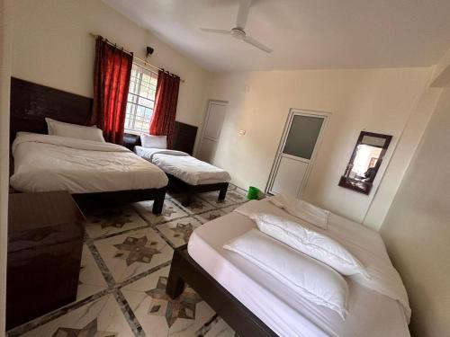 HOTEL MARINA VIEW – Pokhara, FL