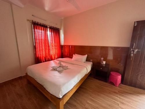 HOTEL MARINA VIEW – Pokhara, FL
