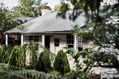 Chaplet Cottage Luxury Healesville Cottage