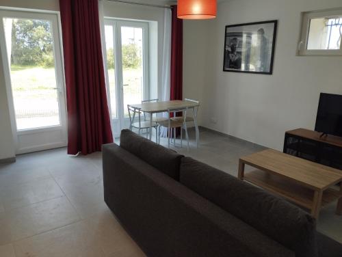 Appartement meublé et tout confort, au milieu de la campagne - Location saisonnière - Saint-Paul-Trois-Châteaux