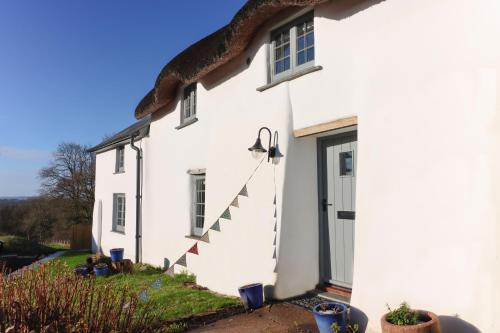 Cobb Cottage - HiddenDevon - Hollocombe