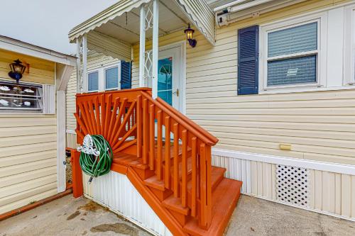 Assateague Pointe ---12401 Windlass Way in Bayside