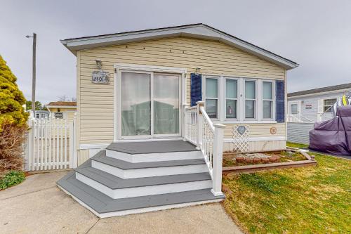 Assateague Pointe ---12401 Windlass Way in Bayside