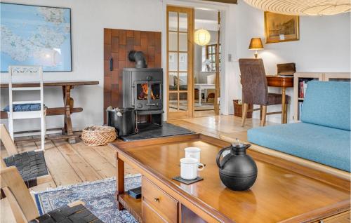  Amazing Home In Øster Ulslev With Wifi in Øster Ulslev