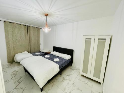 Guestroom, Queen Apartments in Santa Coloma de Gramenet