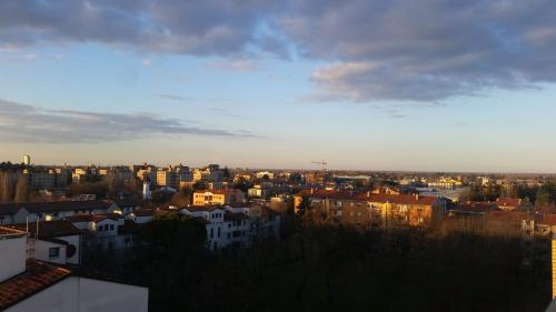 A different style B&B apartment – San Lazzaro di Savena, KY