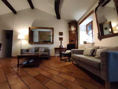 Maison de famille en Bourgogne proche de Cluny in Saint-Point