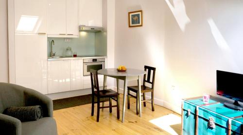 กาซิงยาส เกสต์ อพาร์ตเมนต์ (Cacilhas Guest Apartments) in อัลมาดา