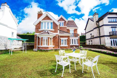 Exterior view, Willows Cottage - Little England Cottages in Nuwara Eliya