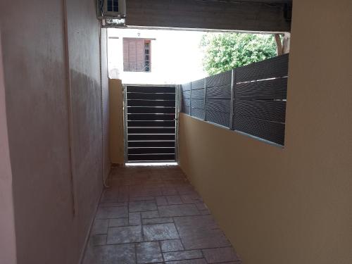  Airport´s Close, Cozy Flat for 6 Persons in Markopoulo