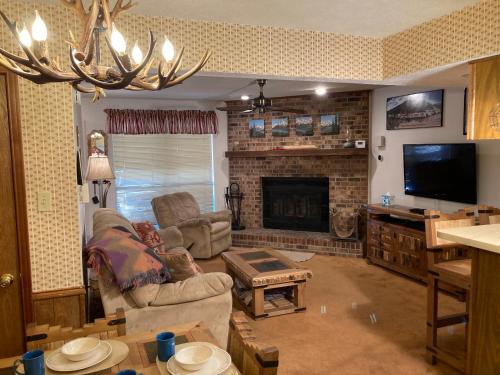 Grandview #10 Townhouse With High Speed Wifi - Red River, NM