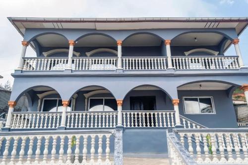 B&B Freetown - M & B Residence - Bed and Breakfast Freetown