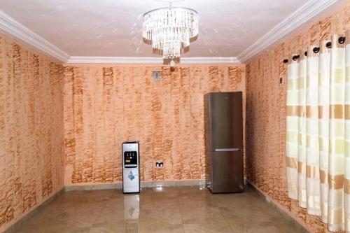 M & B Residence - image 3
