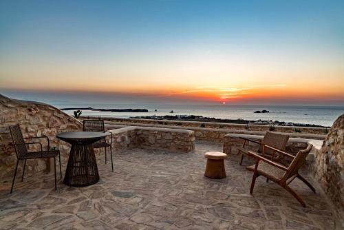 Mythic Paros  Adults Only - image 2