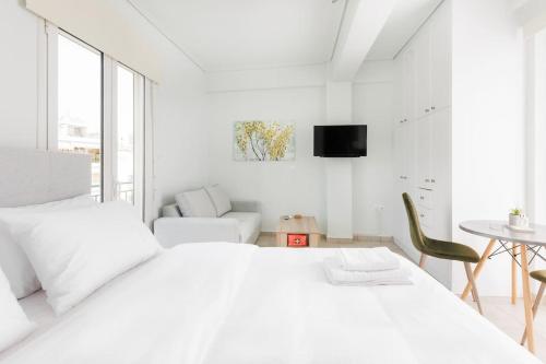 Adorable sunny studio with private balcony I, Atene (foto 6)