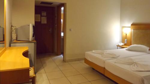 Double Room image 9
