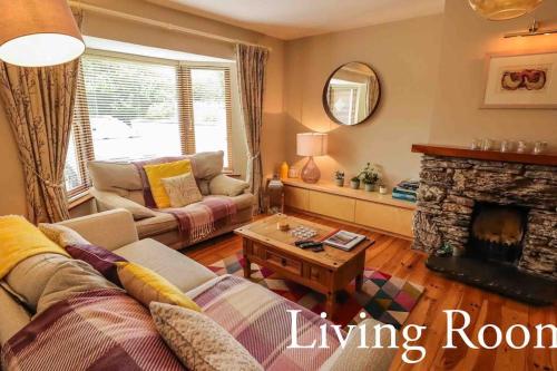 Skelligway Kenmare - Your Luxury Holiday Home in Pairc Na Gloine