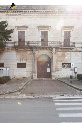 [ALIBI SUITES] Suite MUSEUM: Gioiello con Vista sul Museo Archeologico Nazionale, Letto e Doccia con Cromoterapia, Smart tv, WiFi e A/C