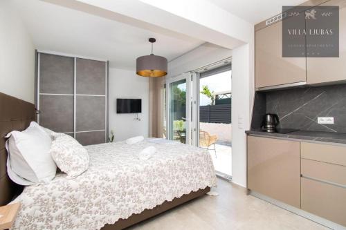 Apartments Villa Ljubas - Srima