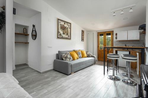 Magnolia Loft - Ovindoli Ski & Mountain Retreat by RHR 3