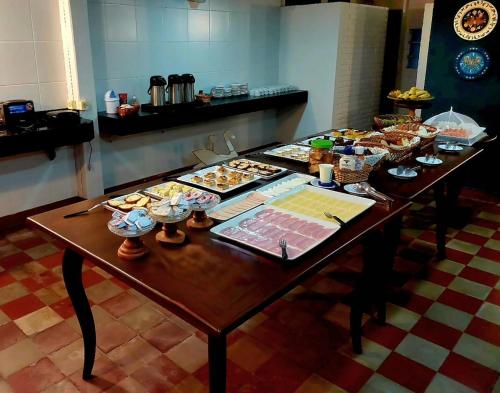 Hotel Hermann in บลูเมนัว