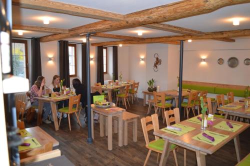 布雷策爾鄉村酒店 (Landhotel Zur Bretzel) in 巴本豪森