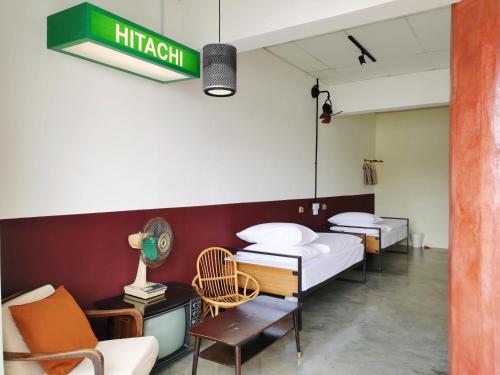 Walk-Up To SIAR - Children Not Allowed Room Type - Standard Twin Room with Shared Bathroom